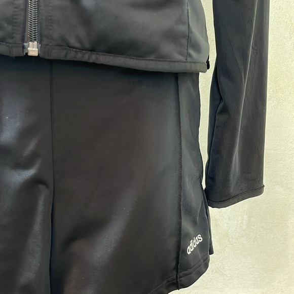 ADIDAS 3-PIECE BLACK & WHITE TRACK SUIT - Picture 5 of 10